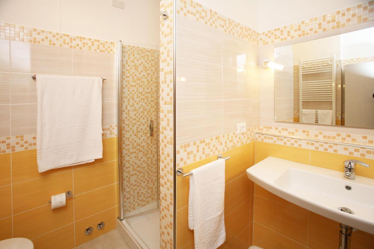 לינה וארוחת בוקר Porto Fuori I Salici Di Laura מראה חיצוני תמונה